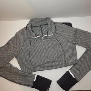 Lululemon Runderful Half Zip Long Sleeve Shirt
